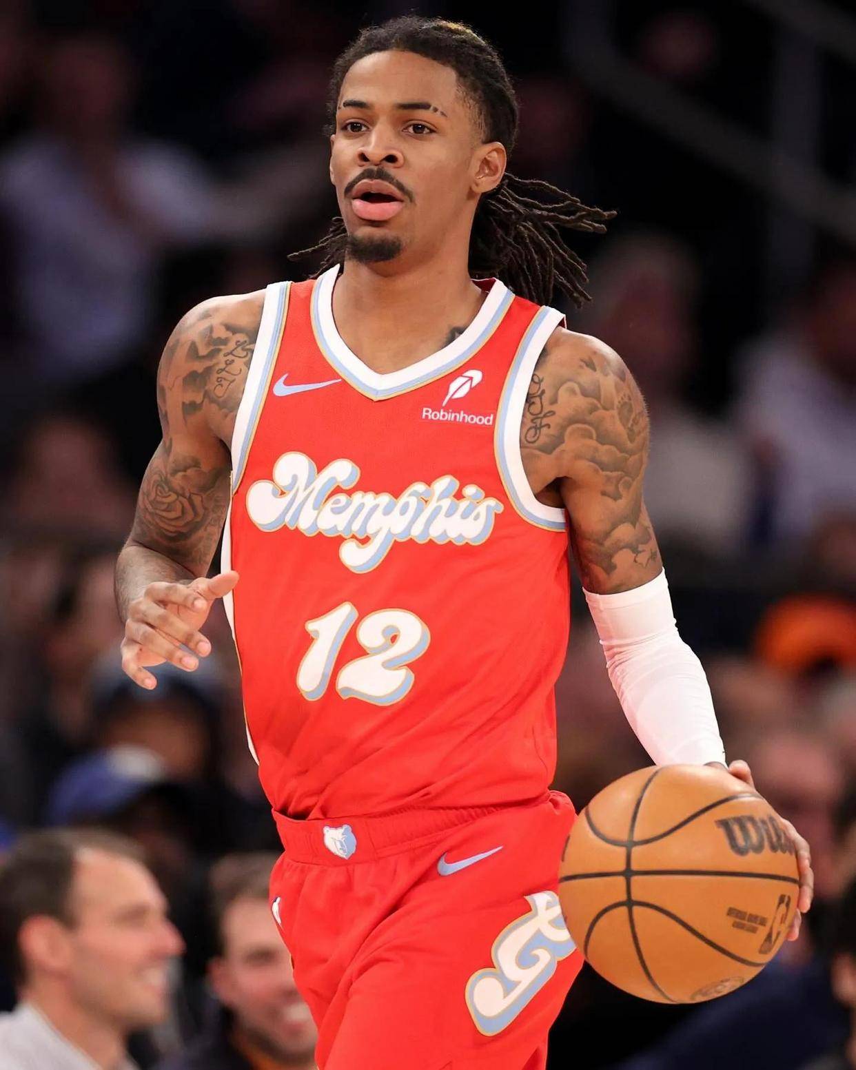 开云体育-冲刺阶段马赛篮板制胜——全明星赛节点到来；震撼外界；更衣室氛围转暖的简单介绍