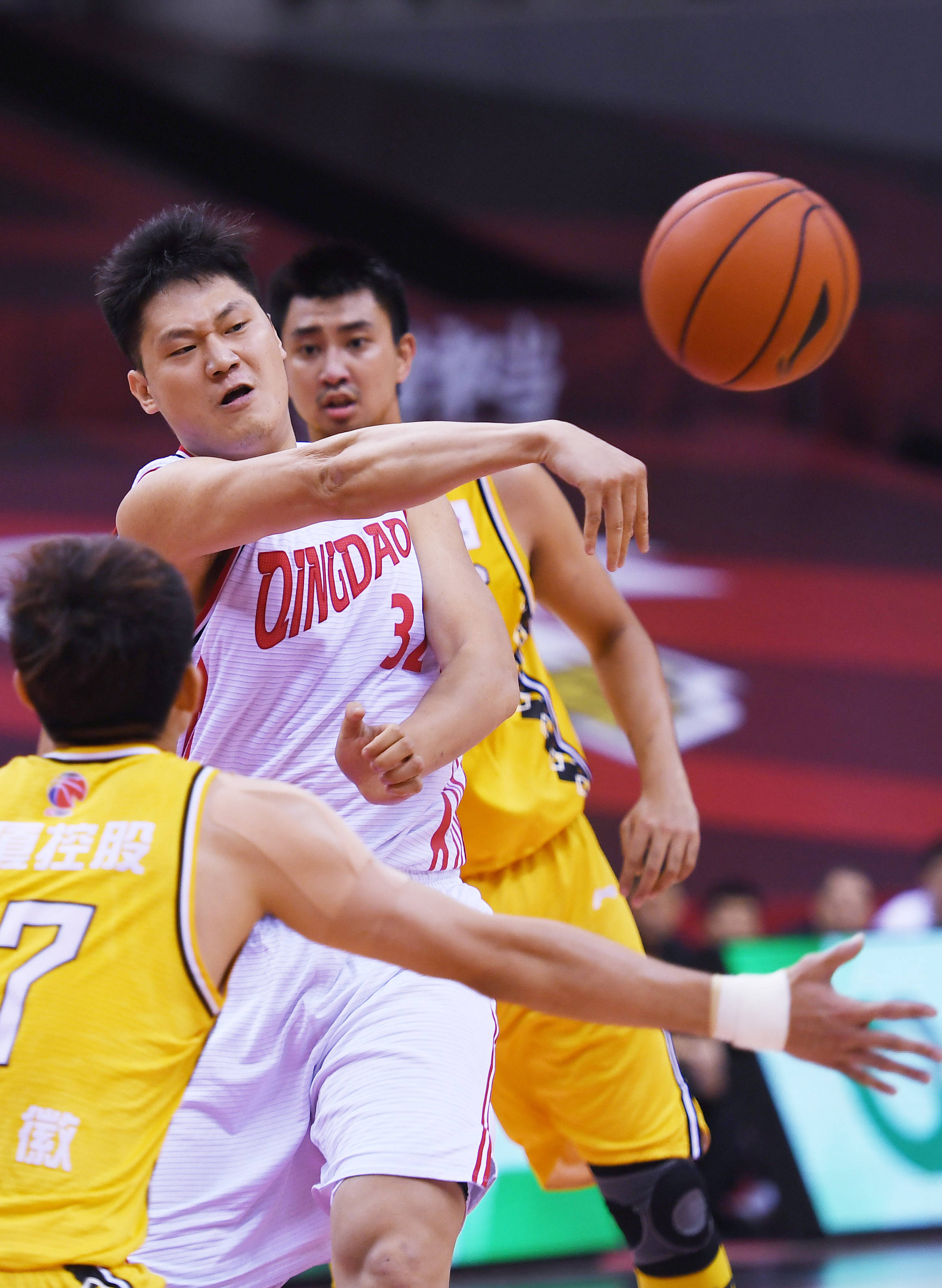 开云体育-赛前中超焦点战，尼斯强势反弹，震撼外界，训练强度明显提升